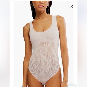 NWT FREE PEOPLE PLUNGE CUTOUT LACE BODYSUIT | L/XL